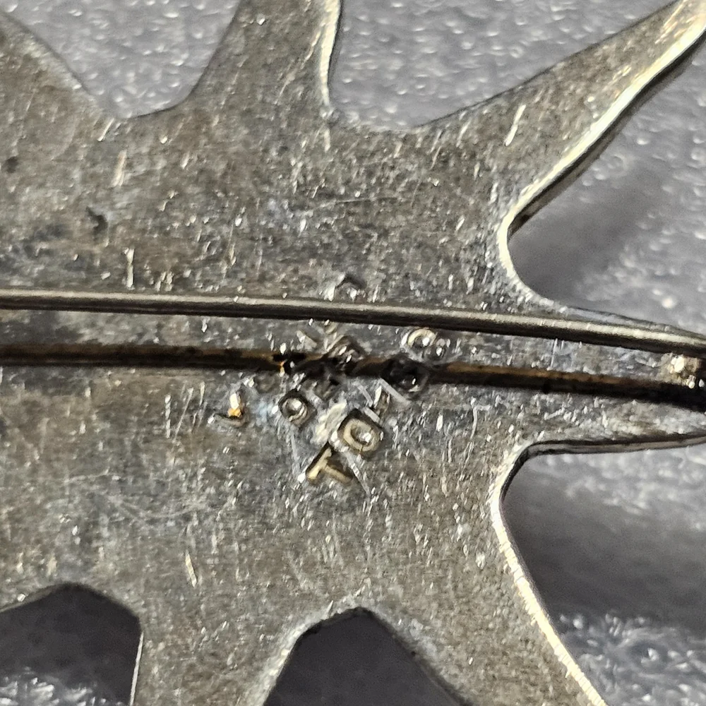 Taxco Silver Sun Face Brooch - Picture 4 of 5